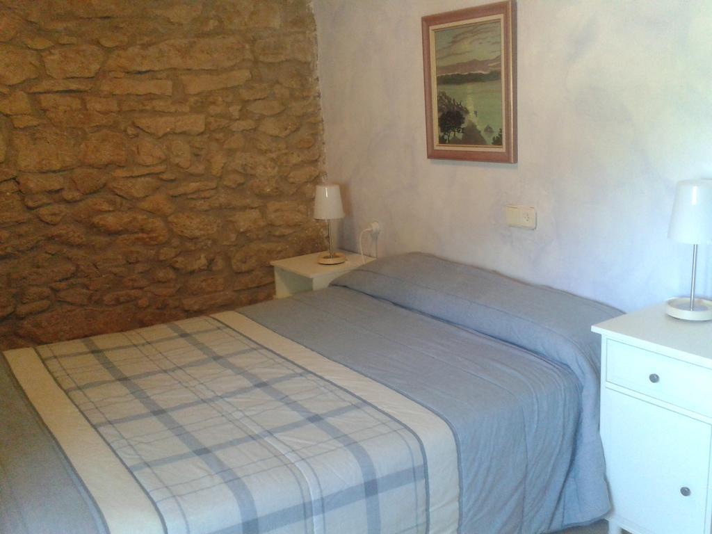 Casa Angrill Hotel Oliana Camera foto